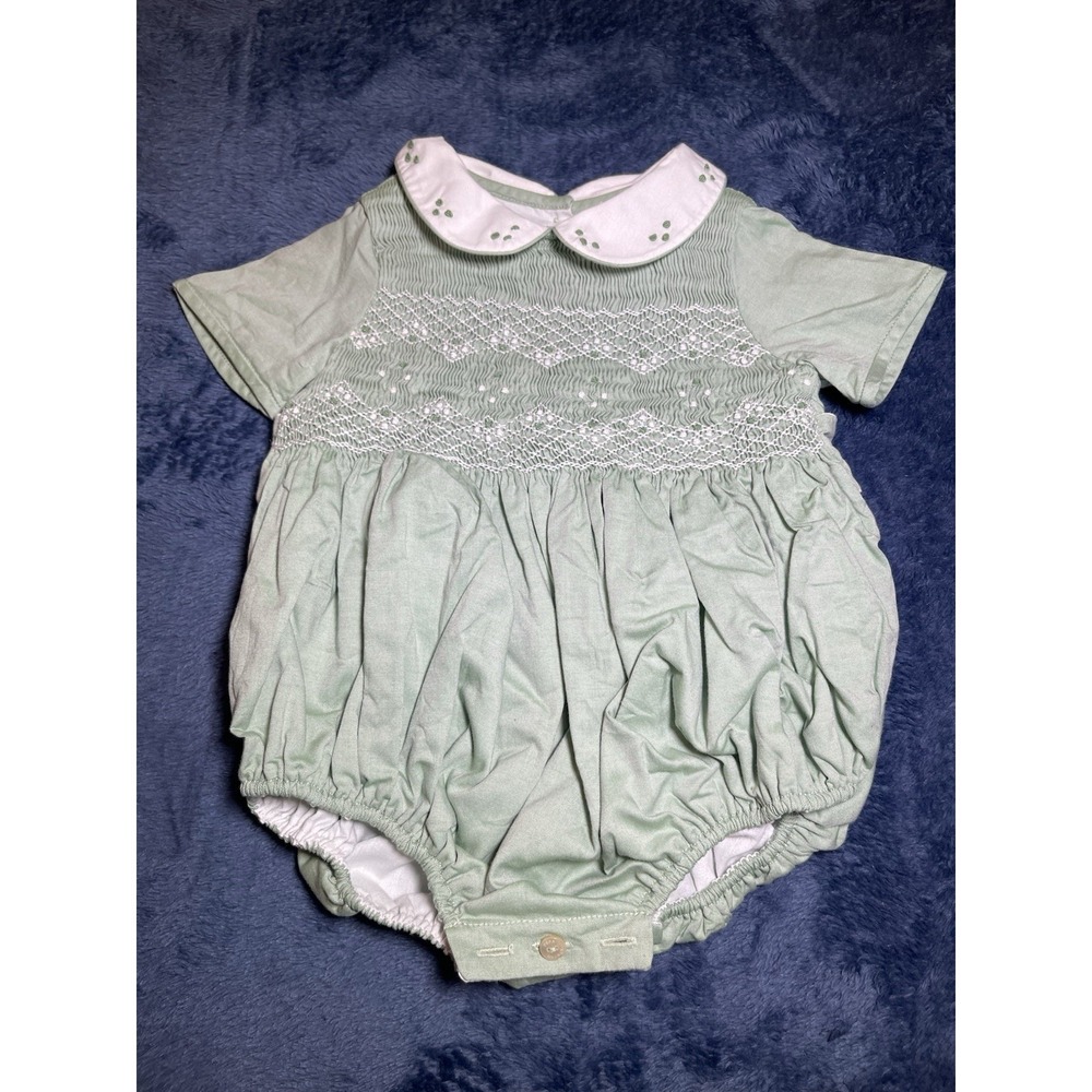 Pepa London Peter Pan Collar Hand Smocked Short Sleeve Romper in Green Size 18mo